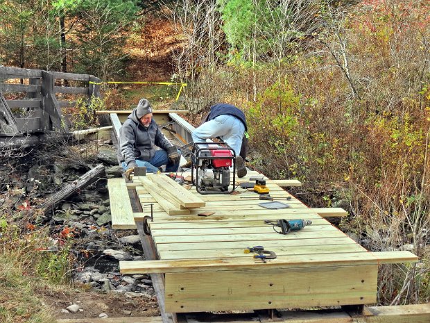 FrickBridgeHodgeOct2013