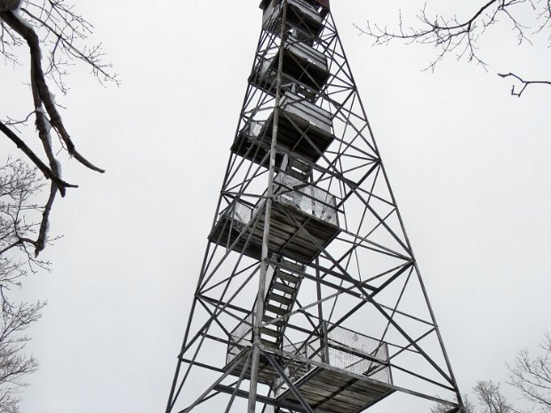 LeonardHillTowerMar2013