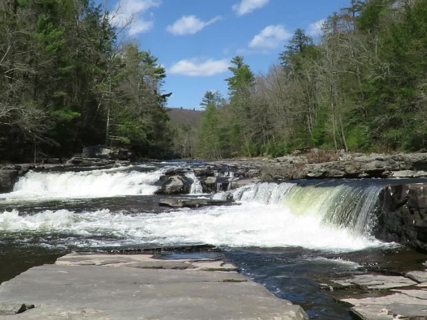 ThreeFallsWolfLakeMay2020